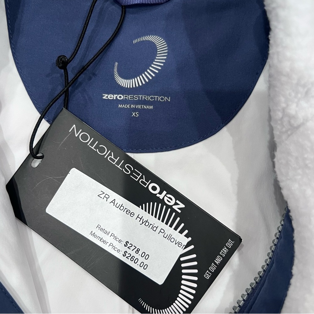 Zero Restriction Aubree Hybrid Pullover Sherpa Go… - image 6